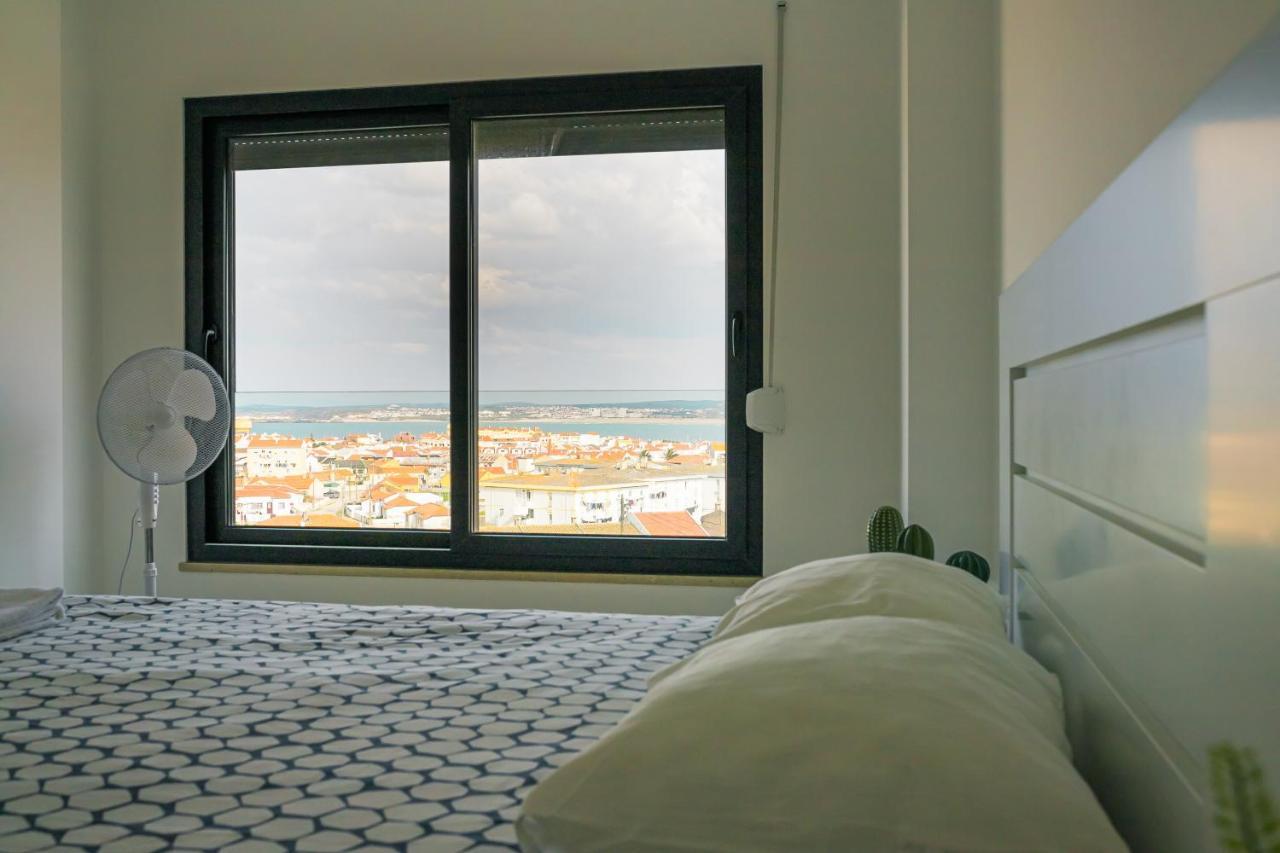 Swordfish Sea View Apartment Peniche Exterior foto